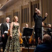 Sasha Cooke, Thomas Adès and The Cleveland Orchestra © Roger Mastroianni, courtesy of The Cleveland Orchestra