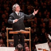 Riccardo Muti conducts the Vienna Philharmonic &copy; Chris Lee
