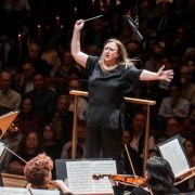 Simone Young conducts the New York Philharmonic &copy; Chris Lee