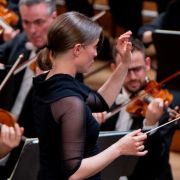 Mirga Gražinytė-Tyla conducts the Vienna Philharmonic &copy; Wiener Konzerthaus | Andrea Humer