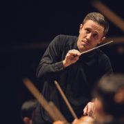 Roberto González-Monjas à la tête de l'Orchestre de Paris &copy; Denis Allard