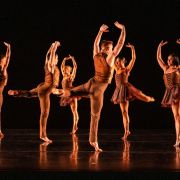 Parsons Dance in David Parsons' Wolfgang &copy; Paula Lobo