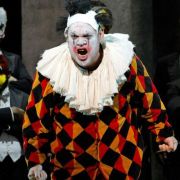 Quinn Kelsey (Rigoletto) and LA Opera Chorus © Cory Weaver