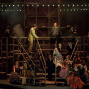 Julien Dran (Dr Faust), Jérôme Boutillier (Méphistophélès), chœur de l’Opéra de Lille &copy; Stefan Brion