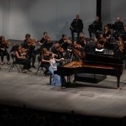 Sophia Liu, l'Orchestre national de Cannes et Benjamin Levy &copy; Pierre Morales