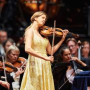 Vilde Frang and the London Symphony Orchestra &copy; Andrew Perry