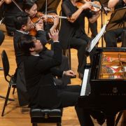 Jaehong Park, Zaap van Zweden and the Seoul Philharmonic Orchestra &copy; Seoul Philharmonic Orchestra