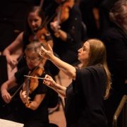 Simone Young conducts the Sydney Symphony &copy; Daniel Boud (2024)