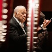 Zubin Mehta conducts the Los Angeles Philharmonic &copy; Timothy Norris (2024), courtesy of the Los Angeles Philharmonic Association
