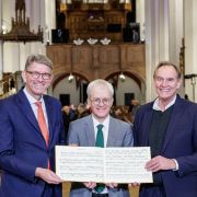 Bach researcher Peter Wollny, with minister Wolfram Weimer (left) and mayor Burkhard Jung (right) &copy; Jens Schlueter, AFP