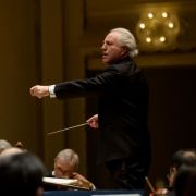 Manfred Honeck conducts the Chicago Symphony Orchestra &copy; Todd Rosenberg Photography