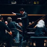 Martha Argerich, Lahav Shani et l'Orchestre philharmonique de Rotterdam &copy; Antoine Benoit-Godet / Cheeese