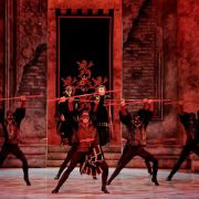 Ballet de l'Opéra National de Bordeaux in Massimo Moricone's Romeo and Juliet &copy; Agathe Poupeney