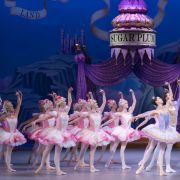 Sangeun Lee (Sugar Plum Fairy), Gareth Haw (Cavalier) and English National Ballet dancers &copy; Photography by ASH