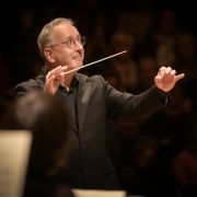Paul Agnew conducts Les Arts Florissants &copy; Vincent Pontet (2024)