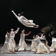 Compagnie Hervé Koubi in What The Day Owes To The Night © Steven Pisano