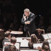 Markus Poschner dirige l'Orchestre National du Capitole de Toulouse à la Halle aux grains &copy; Romain Alcaraz