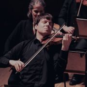 Joshua Bell leads the Academy of St Martin in the Fields &copy; Matthew Johnson