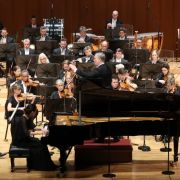 Yeol Eum Son, Sakari Oramo and the BBC Symphony Orchestra &copy; Hankyung Media Group