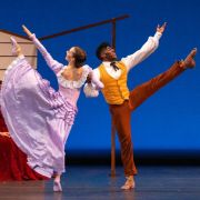 Anne Souder and Lloyd Knight in Appalachian Spring © Steven Pisano