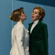 Caroline Ottocan (Arminda) und Sara Šetar (Ramiro) &copy; Ludwig Olah