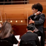 Rafael Payare conducts the Orchestre symphonique de Montréal &copy; Antoine Saito