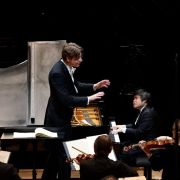 Klaus Mäkelä et Nobuyuki Tsujii avec l'Orchestre de Paris &copy; Orchestre de Paris