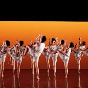 Ici de Léo Lérus par le Ballet de l'Opéra national du Rhin &copy; Agathe Poupeney