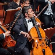 Gautier Capuçon und Daniele Gatti mit der Sächsischen Staatskapelle Dresden &copy; Oliver Killig