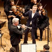 Håkan Hardenberger, Daniel Harding and the Mahler Chamber Orchestra &copy; Carolin Windel