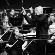 Paavo Järvi conducts the Estonian Festival Orchestra &copy; Kaupo Kikkas