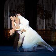 Susanna Salvi as Juliet and Michele Satriano as Romeo in John Cranko’s Romeo and Juliet &copy; Fabrizio Sansoni - Teatro dell'Opera di Roma