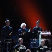 Simon Rattle au sein du VFCO &copy; Verbier Festival / Anne du Chastel