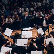 Santtu-Matias dirige l'Orchestre royal du Concertgebouw d'Amsterdam aux Prem's &copy; Clément Savel / Cheeese