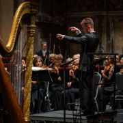 Jakob Lehmann conducts the Orchestre Révolutionnaire et Romantique &copy; Paul Marc Mitchell