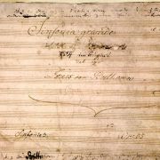 Title page to the manuscript copy of Beethoven’s Third Symphony, with dedication scratched away © Gesellschaft der Musikfreunde in Wien | Public domain