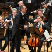 Tugan Sokhiev conducts the Vienna Philharmonic &copy; Hankyung Media Group