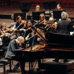 &copy; Van de Sande, Antwerp Symphony