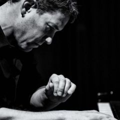 &copy; Bart Heemskerk